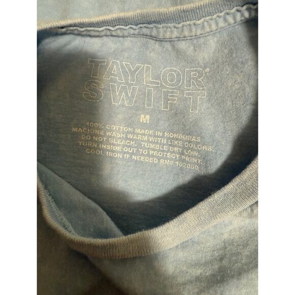 Taylor Swift Lover Album ME! Glitter Roses Awesome T-Shirt - Size Medium - Picture 2 of 7